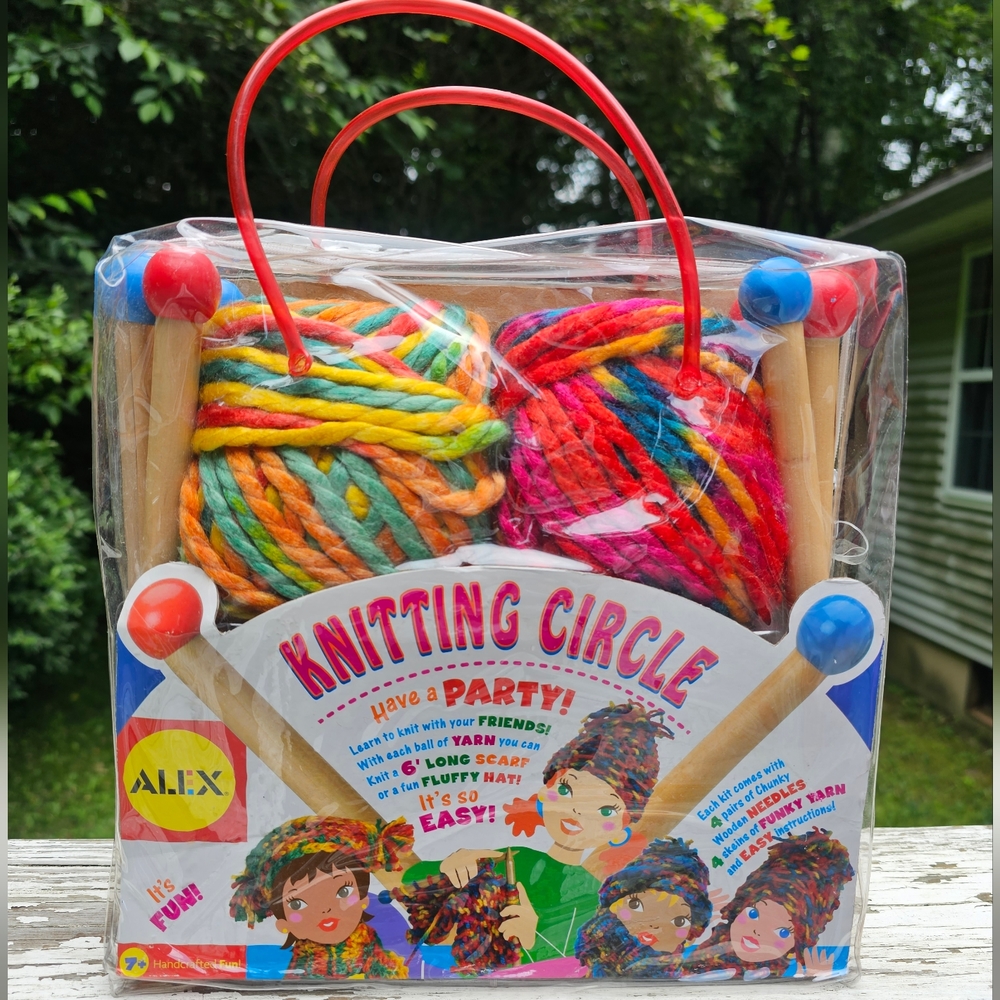 NWT Vintage Alex lKnitting Set Children"s